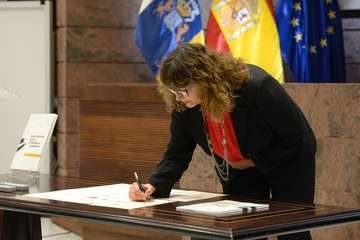 Canarias aprueba el Pacto para la Reactivación por el coronavirus con amplio apoyo político (Foto TA)